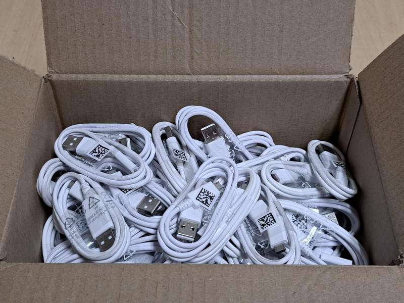 50 units x Samsung USB to Micro Cable - 80cm, White