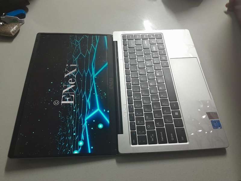 Enexi Laptop