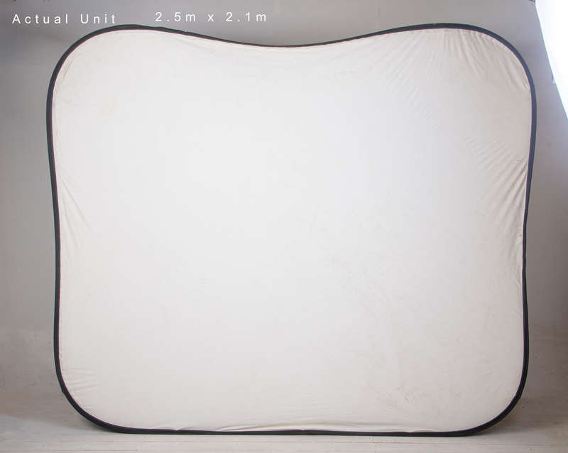 Lastolite Professional Illuminated Hilite 2.5m x 2.15m - Pre-owned