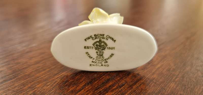Vintage Bone China Roses. 8 Place Card Holders Crown Staffordshire Hand Made 1970s.  8pcs hand-made