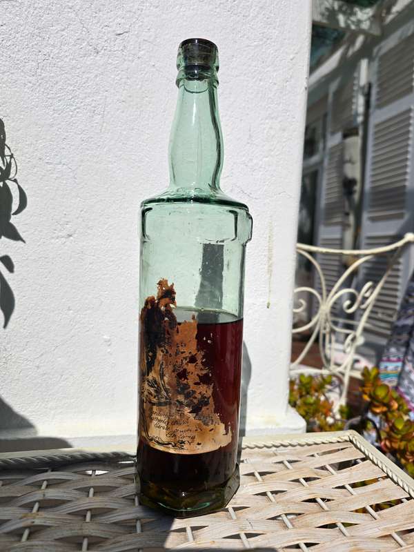 RARE Z.A.R Hatherley Distillery Bottle  Pre-1902 South African Historical Treasure