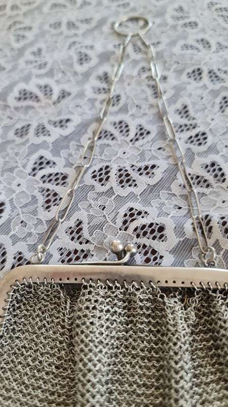 Antique money purse! Solid STERLING SILVER, marked sterlin with a paperclip style chain
