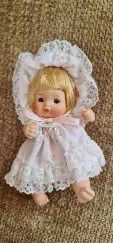 Porcelain Baby Doll. Vintage Effanbee Doll Company Porcelain.  The cutest little porcelain doll.