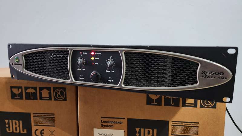 Crown XS500 2-Channel Power Amplifier  *** Read Description - Protect Mode Fault ***