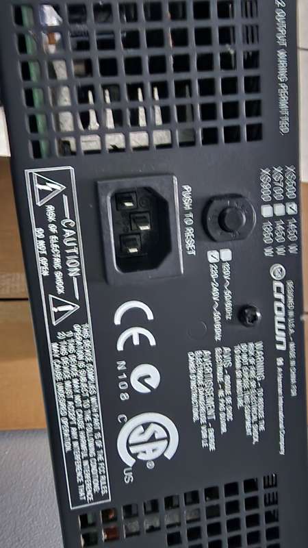 Crown XS500 2-Channel Power Amplifier  *** Read Description - Protect Mode Fault ***