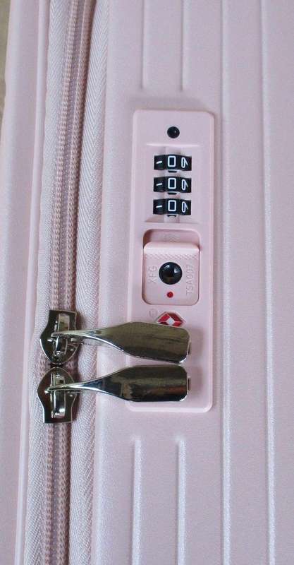 Light Pink 5-Piece Spinner Luggage Set with TSA Locks & Cosmetic Cases  Diamond Travel Set SA