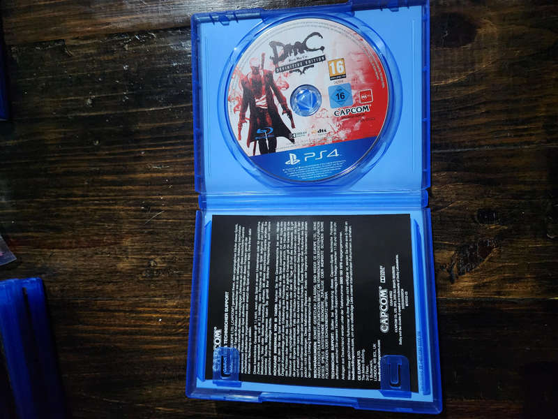 Devil May Cry - Definitive Edition(PS4)