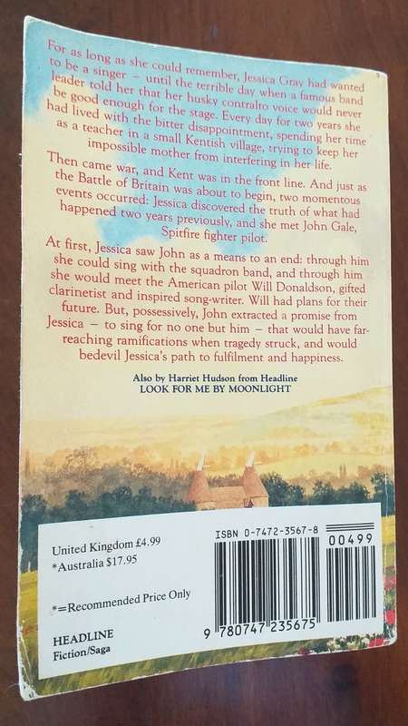 When nightingales sang - Harriet Hudson