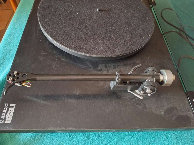 Rega Planar 3 Classic Turntable