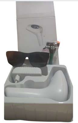 Hand Held Laser Hair Remover (IPL)