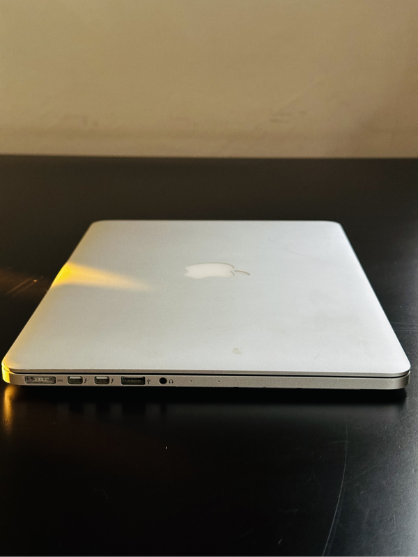 Apple Macbook Pro Retina A1502 i5-4278U 8GB RAM 128GB SSD 13"