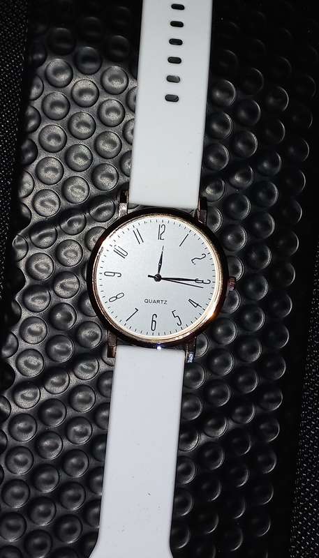 Amazing special - Unisex Stainless Steel Watch with silicone band