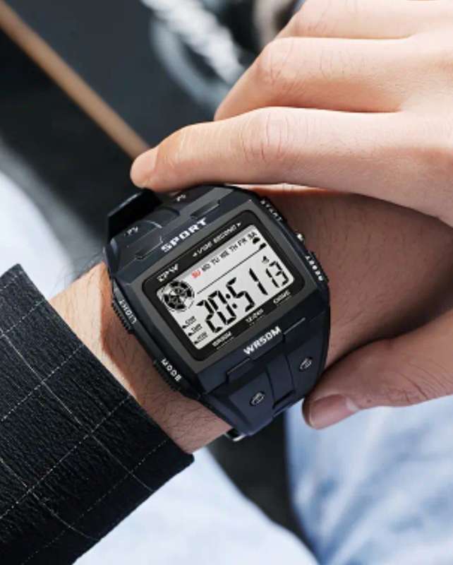 Digital waterproof sports watch