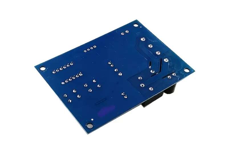 Battery overcharging protection board