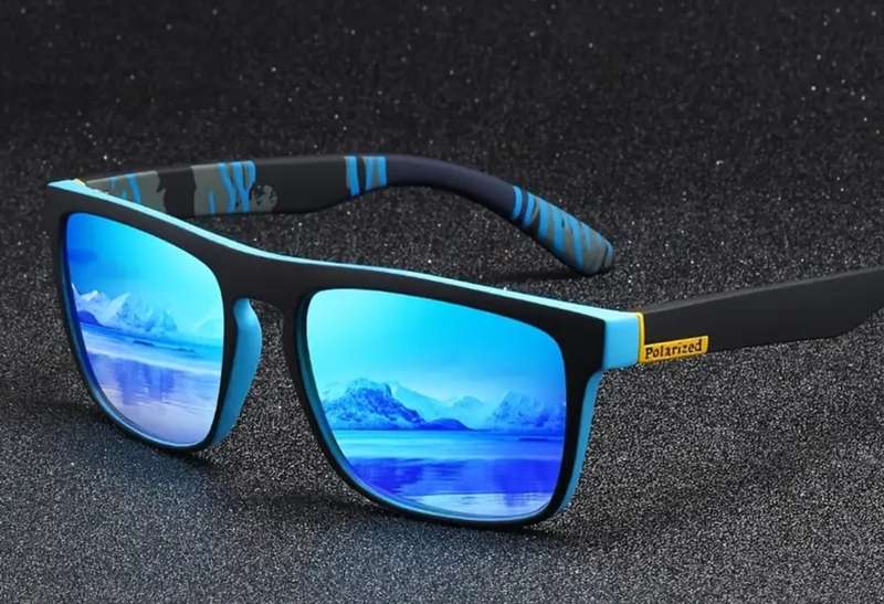 Polarized unisex sport sunglasses and protective case