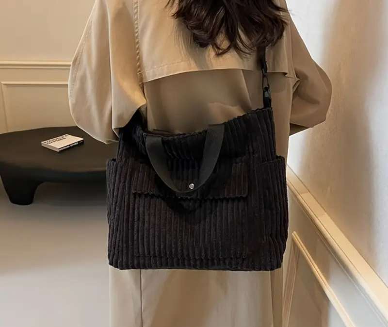 Corduroy tote bag - black