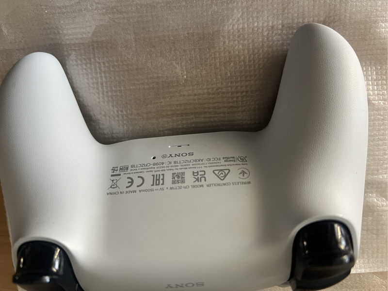 PlayStation 5 DualSense Wireless Controller  White
