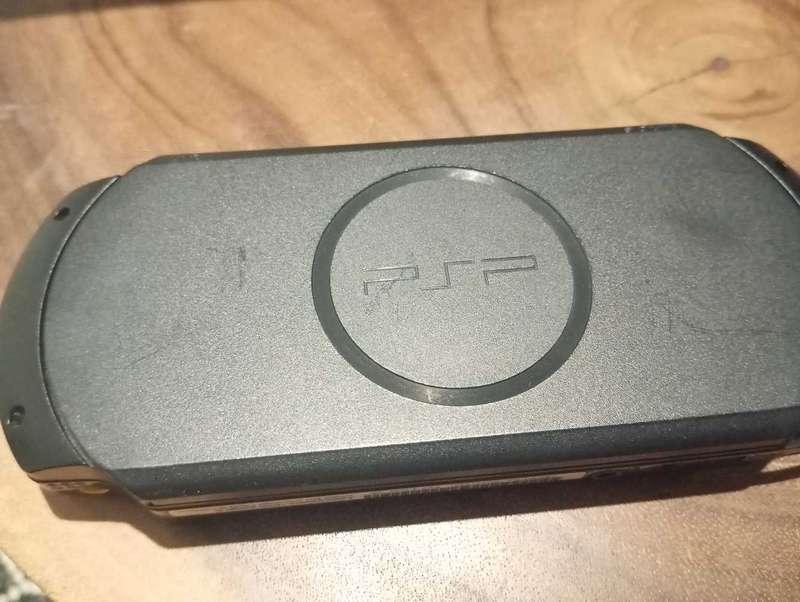 PSP consoles loaded with over 40 games