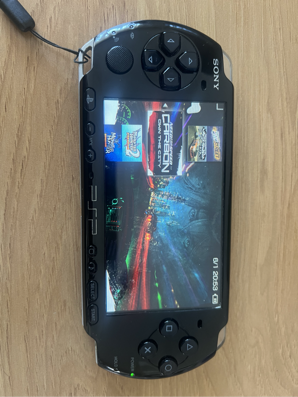 PSP 3004 Loaded with 50+ Games