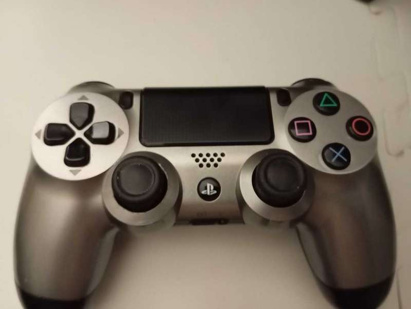 PS4 Limited Edition Batman Console Bundle RARE!!