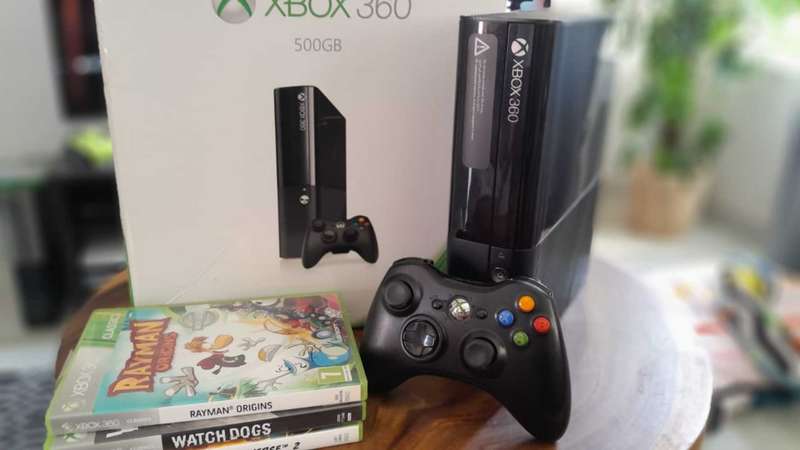 Xbox 360 500GB Bundle (With Box) + 3 GAMES