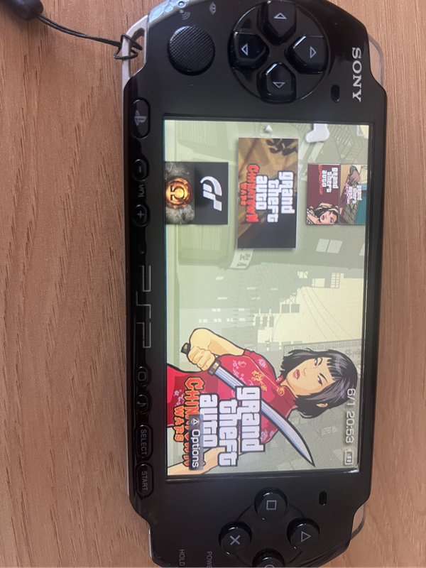 PSP 3004 Loaded with 50+ Games