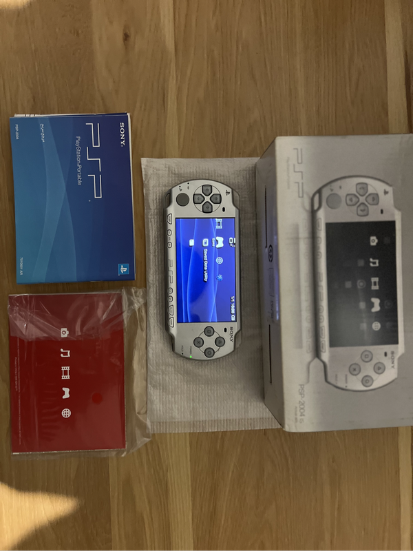 Sony PSP 2004 Slim & Lite  Ice Silver  Complete in Box + 50 Games
