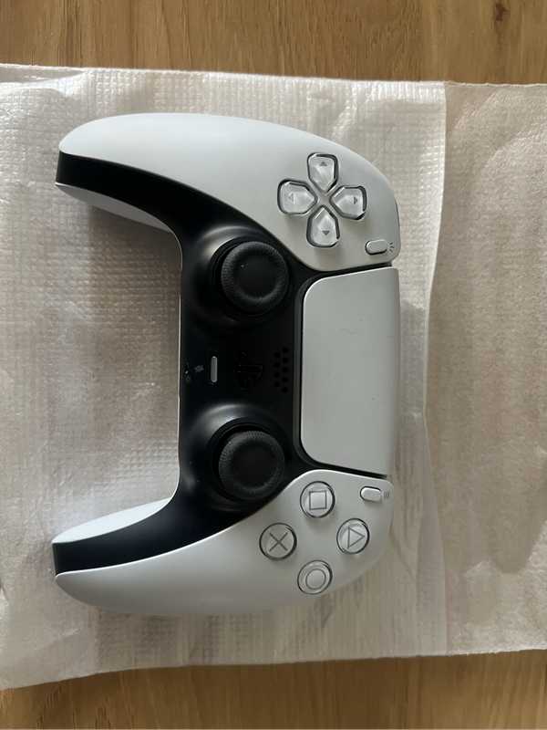 PlayStation 5 DualSense Wireless Controller  White
