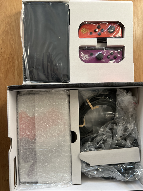 Nintendo Switch OLED Pokémon Scarlet & Violet Edition NEW