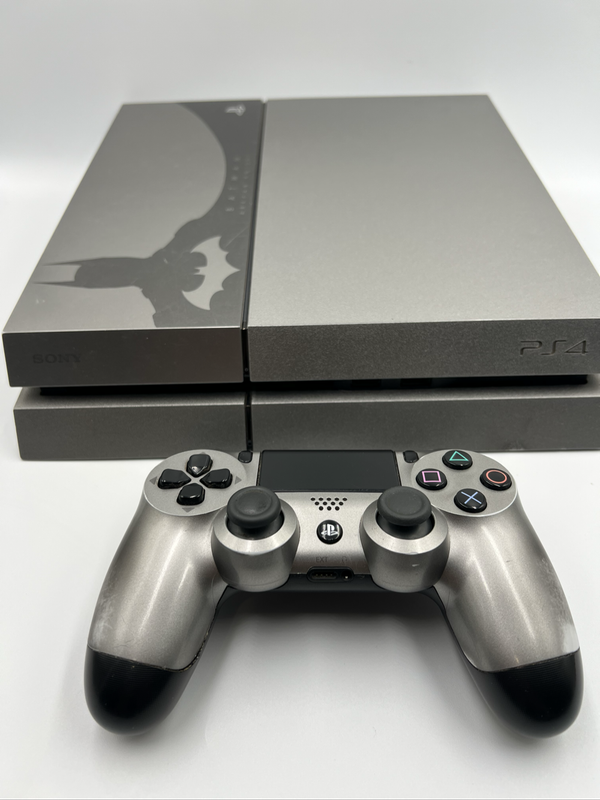 PS4 Batman Limited Edition  Console + 2 Games