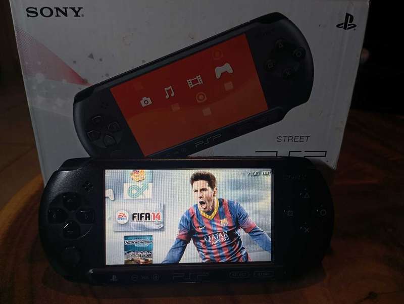 PSP consoles loaded with over 40 games