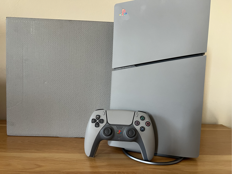 PlayStation 5 Anniversary Edition