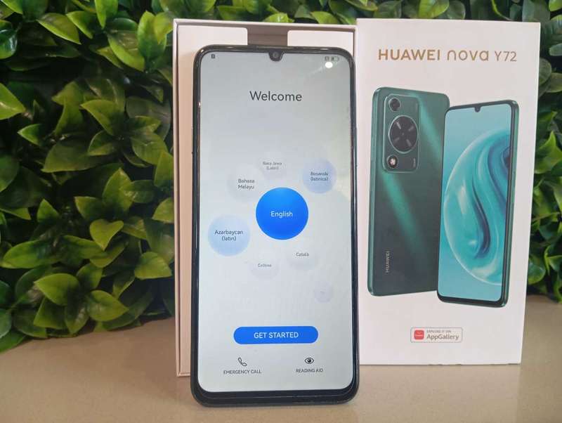 Huawei Nova Y72 Dual Sim  128GB in new like condition