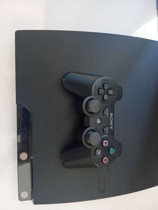 PS3 Slim 500gb 50+ Games