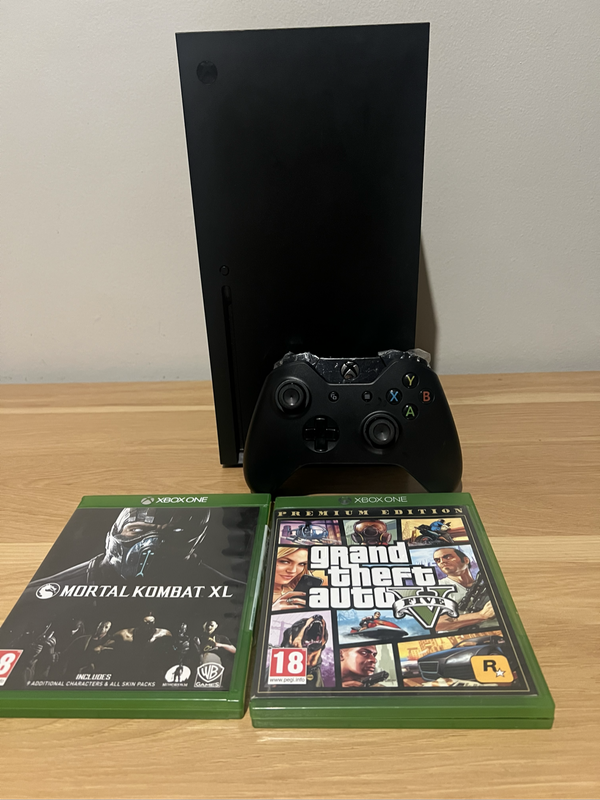 Xbox Series X 1TB Console Bundle + GTA V + Mortal Kombat X