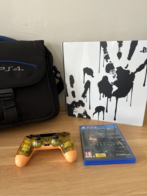 PS4 Pro Death Stranding Limited Edition + Bag + Game