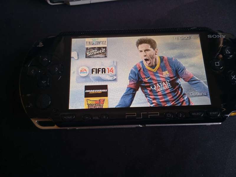 PSP 1004 loaded with over 40games