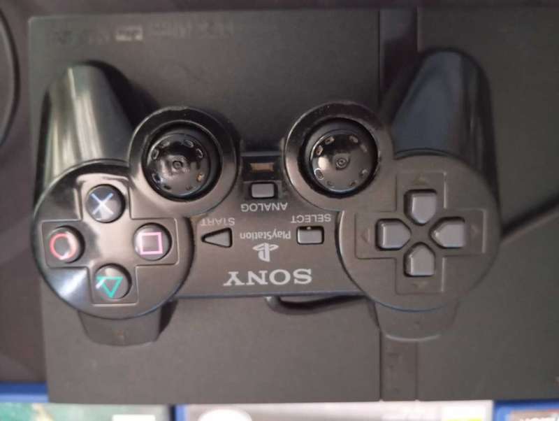 PS2 CONSOLE 3 GAMES + 3 DVD GOOD CONDITION