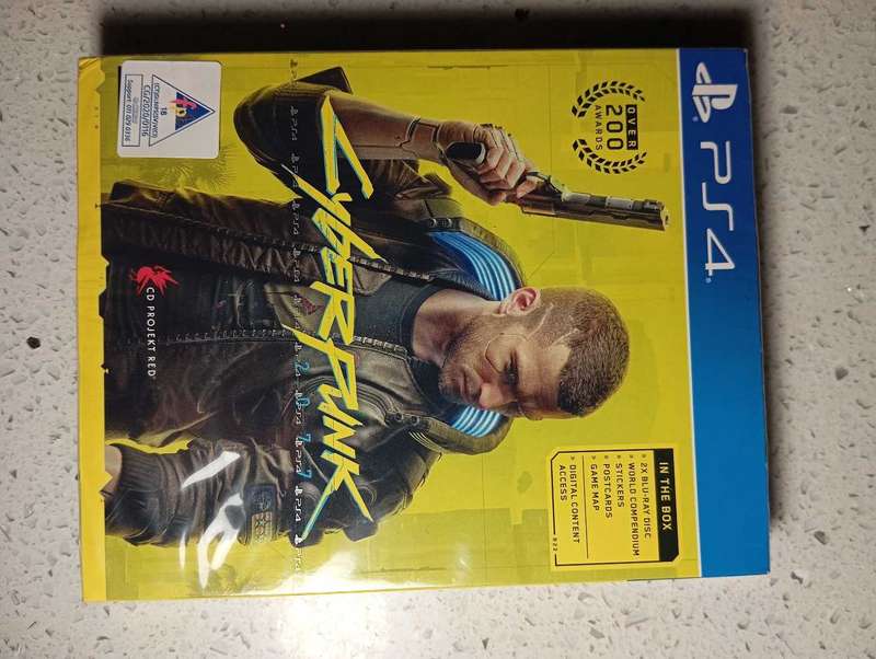 Cyberpunk 2077 BOX SET PS4 BRAND NEW !!!