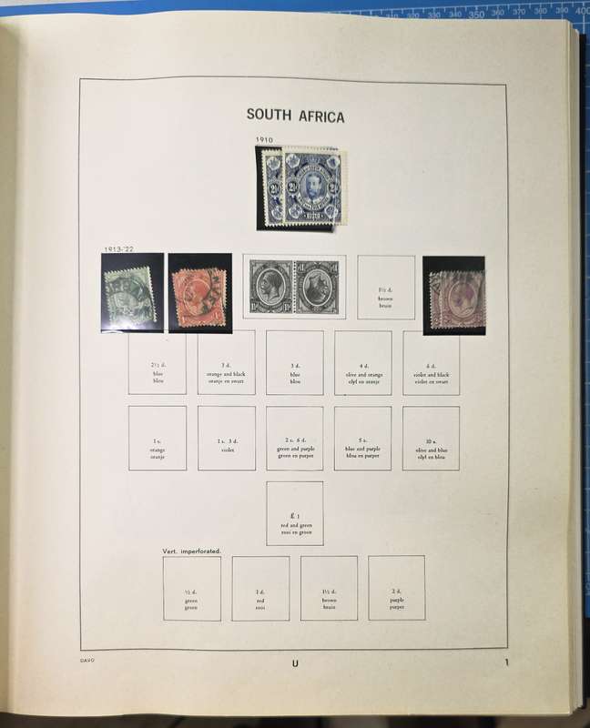 Davo Stamp Album: RSA 1910-1987 (Pre-printed for Hinges) - Album still good with some sets.
