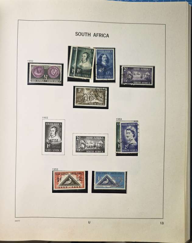 Davo Stamp Album: RSA 1910-1987 (Pre-printed for Hinges) - Album still good with some sets.