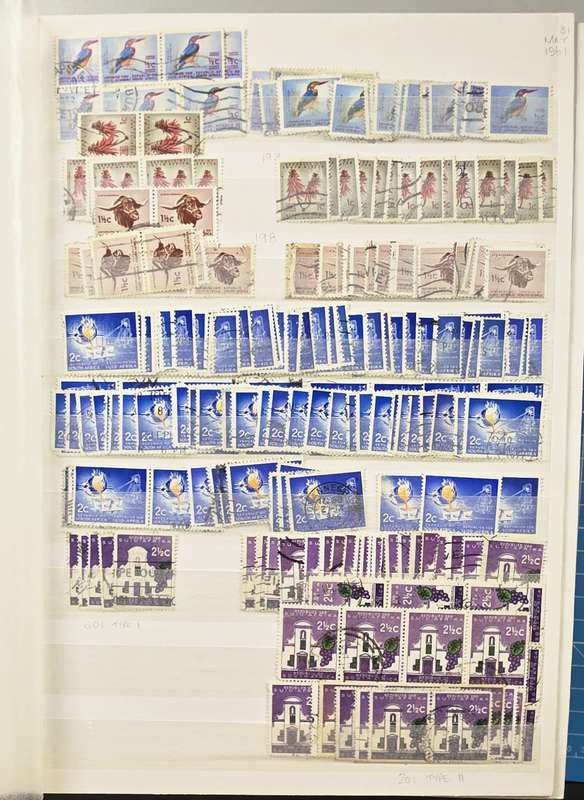 Ideal Stock Book: Old Dealers Used Stock in 16/32 White Pages