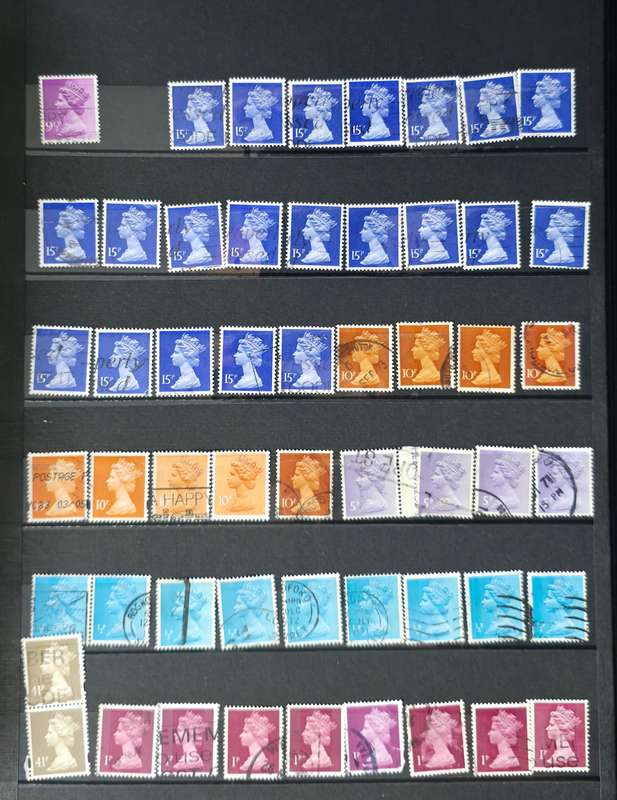 Stock Book: Old 30 black page/60 sides with Used UK Mix. Very nice with Finds Possible