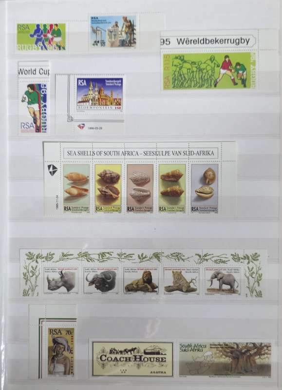 Pronto Stock Book: 16 White Pages/ 32 Sides: RSA and Namibia - UMM/Used/Mini Sets and M/S. High CV!!