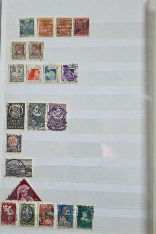 KeK Stock Book: 8 Page/ !6 Sides White with Early Netherlands - Used: Finds Possible!