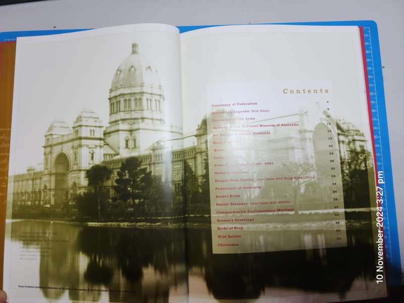 2001 Australia Post Deluxe Stamp Year Book