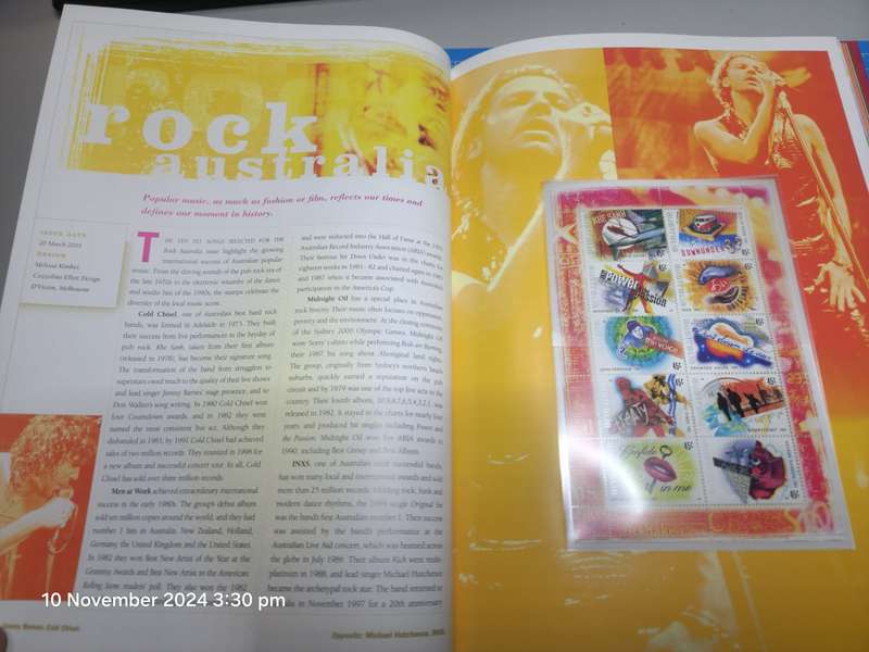 2001 Australia Post Deluxe Stamp Year Book