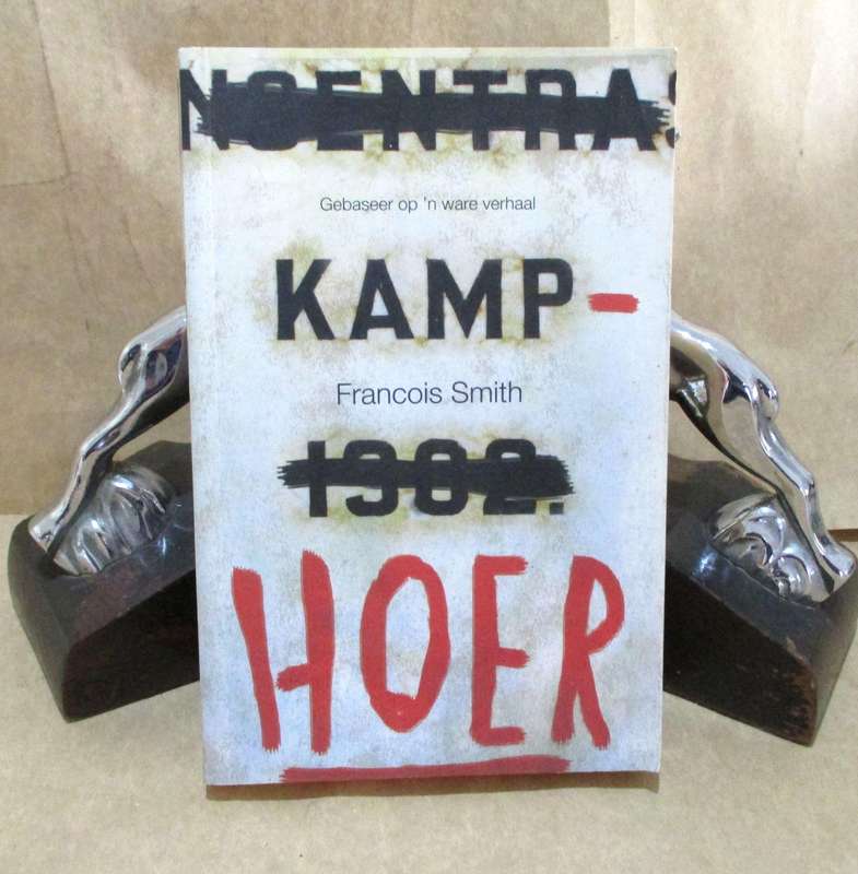 Kamphoer by Francois Smith