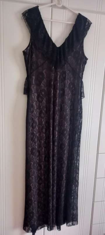 black long Lace Dress