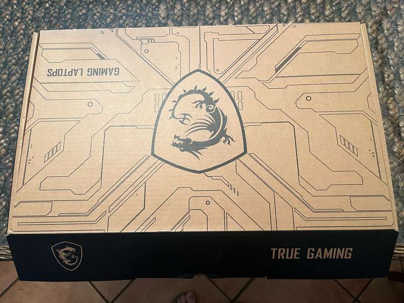 MSI Katana 17 B12UDXK Gaming Laptop